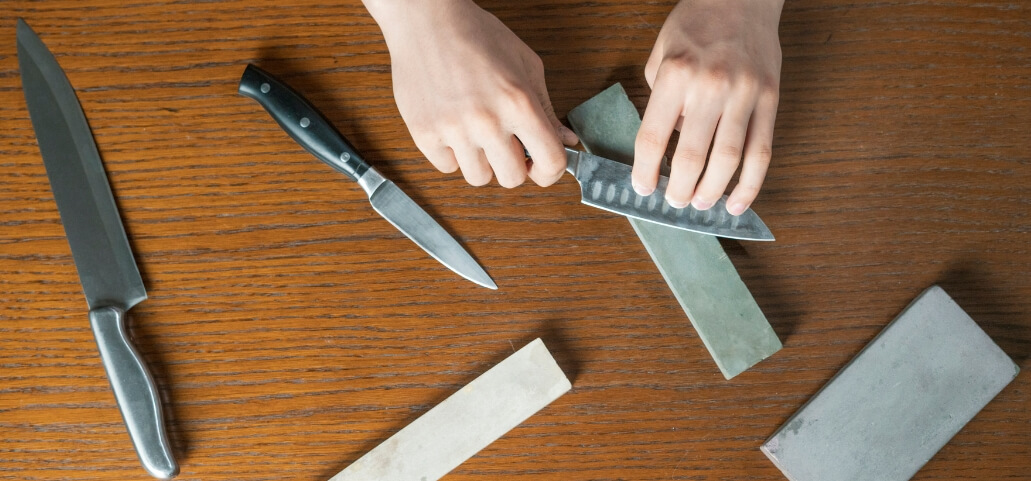 How to Sharpen Serrated Knives